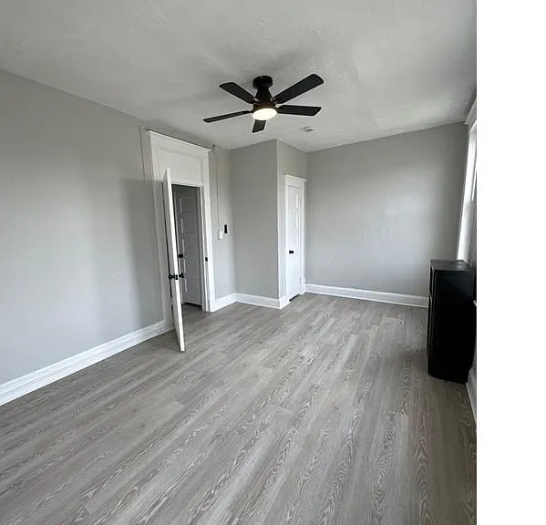 2800 W Cold Spring Ln — Photo 14
