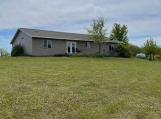 18613 Peninsula Trl, Battle Lake, MN 56515