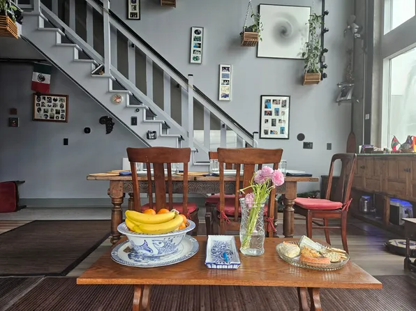 (undisclosed Address), Oakland, CA 94607