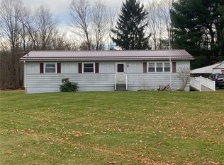 8 Briarwood Ln, Newfield, NY 14867