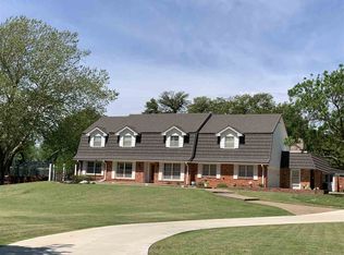 14 Rolling Oaks Dr, Enid, OK 73703