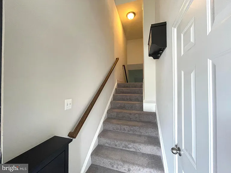 7805 Loblolly Way — Photo 22
