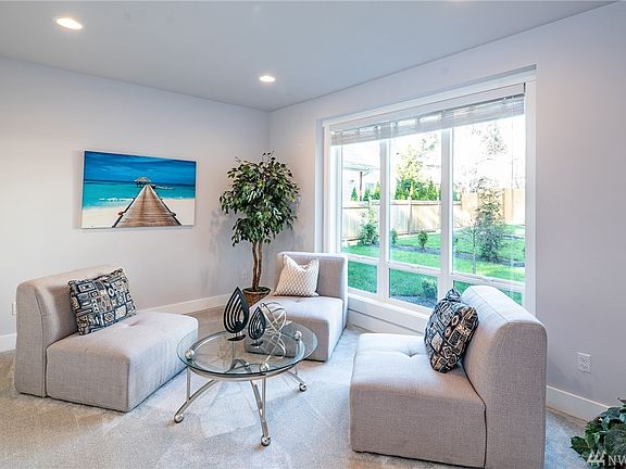 4th image of 10019 132nd Ave NE