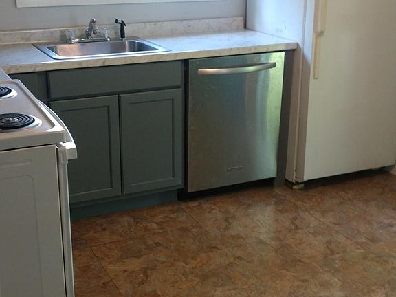 4th image of 57 North St APT 2