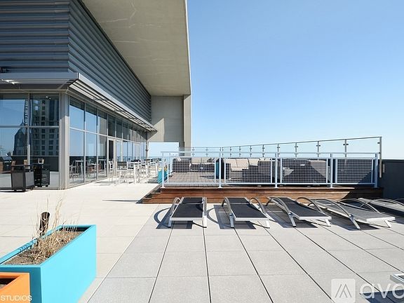 3rd image of 600 N Lake Shore Dr APT 1207