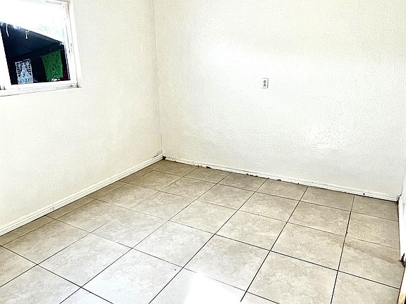2nd image of 3068 Island Ave #3068