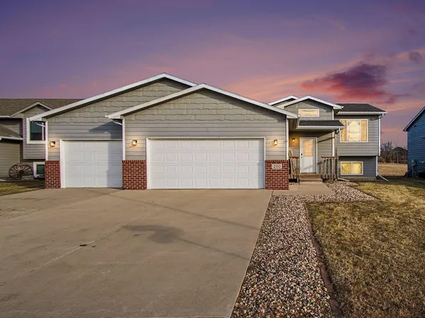 200 N Ceylon Ave, Tea, SD 57064