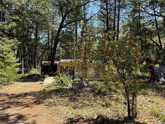 3rd image of 22830 Shady Grove Rd