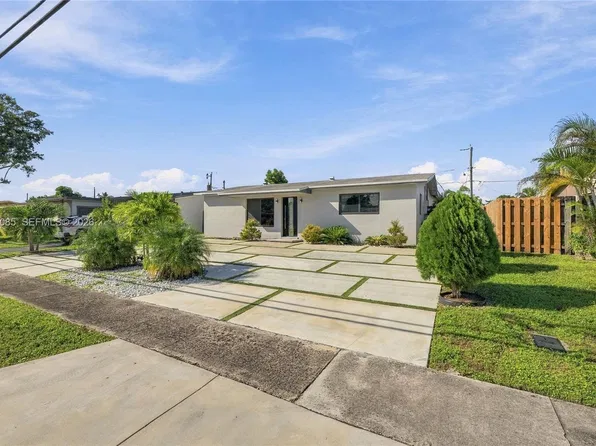 8921 NW 25th Ct, Sunrise, FL 33322