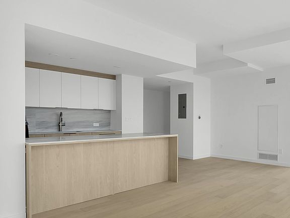 5th image of 13 W 116th St #7C