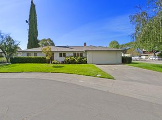 6925 Greenhaven Dr, Sacramento, CA