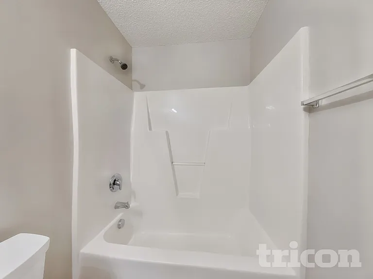 76 Wild Oaks Ct — Photo 14