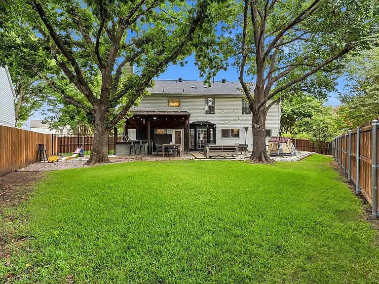1641 Fuqua Dr — Photo 29