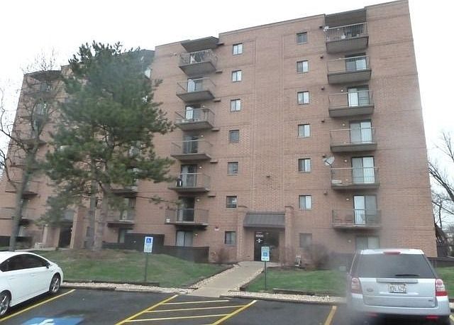1st image of 6000 Lake Bluff Dr Unit 602