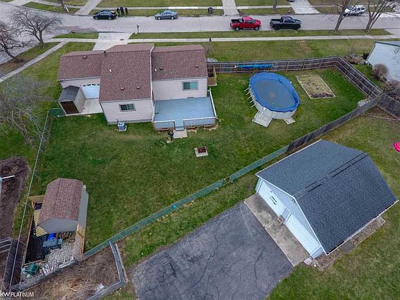 5th image of 16265 Touraine Dr