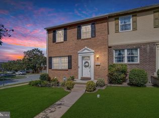 2 Summit Green Ct, Cockeysville, MD 21030