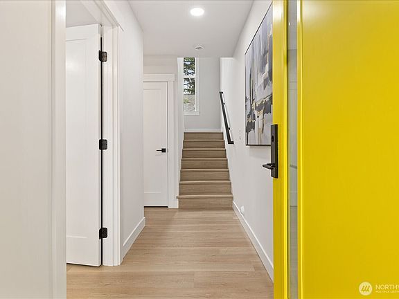 3rd image of 14308 Roslyn Place N #B