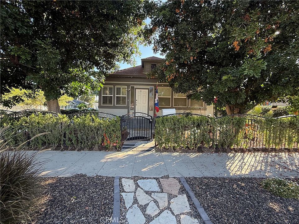 1st image of 4193 5th St