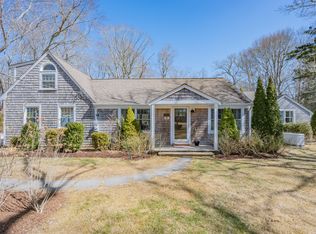 108 Main St, Cotuit, MA 02635
