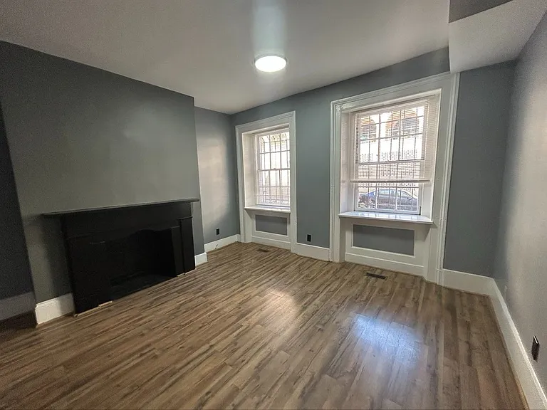19 E Centre St #1 — Photo 1