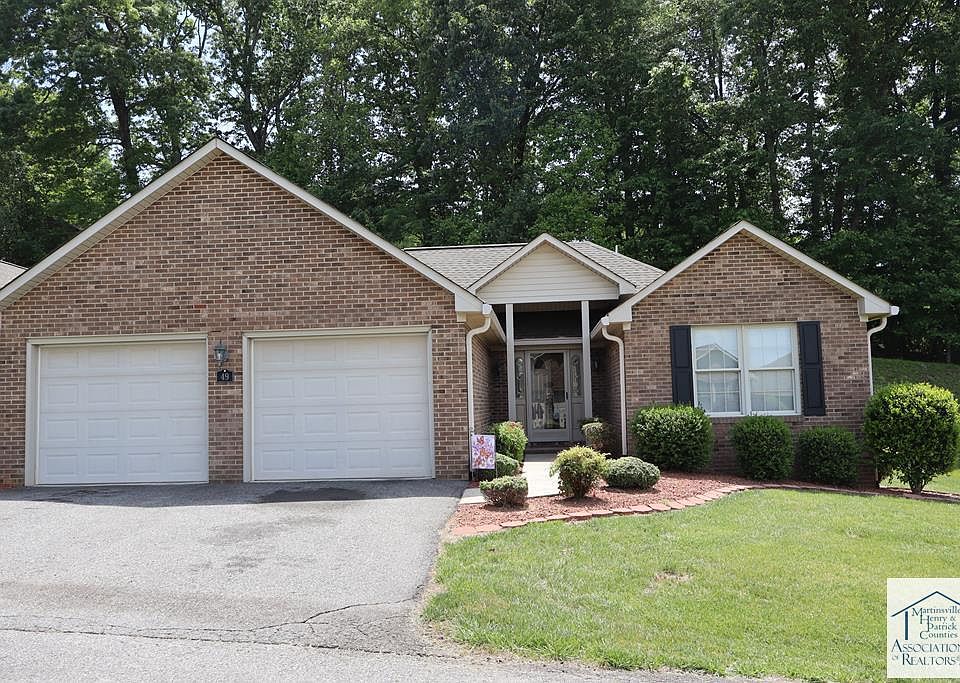 1st image of 49 Woodglen Ct