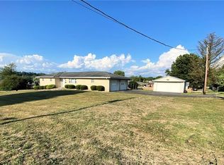 205 S Redwood St, Masontown, PA 15461