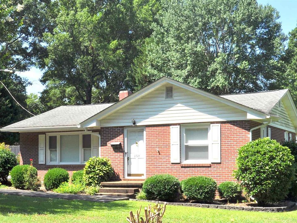 2nd image of 2321 Armfield Ave