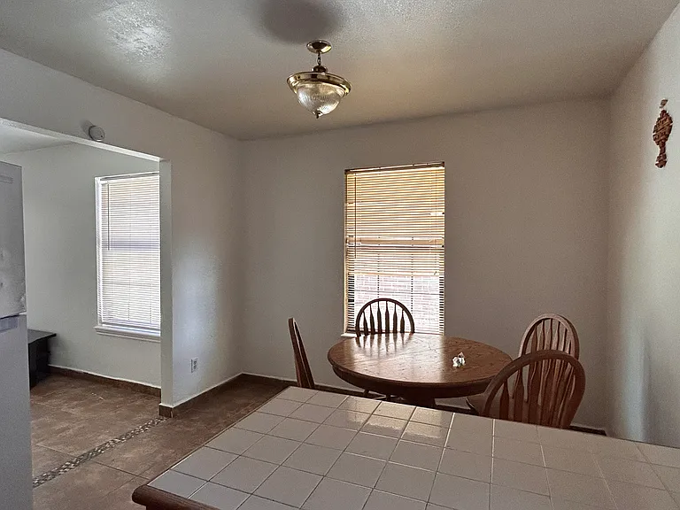 4112 N 25th St #H — Photo 10