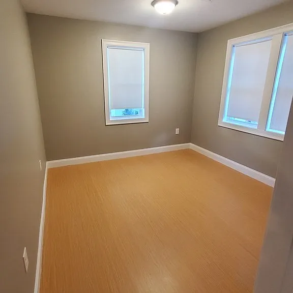 10 Ashton St #1 — Photo 8