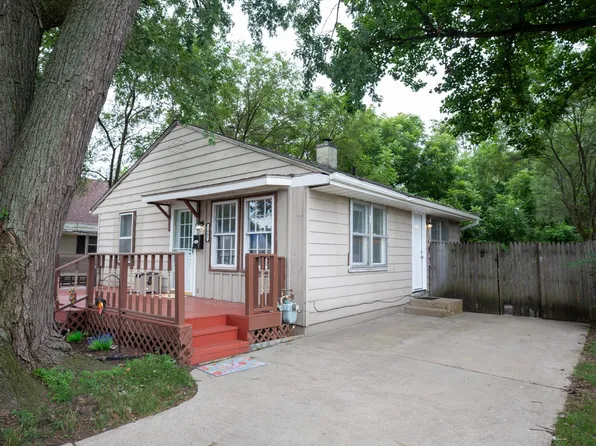 2407 N Main St, Mishawaka, IN 46545