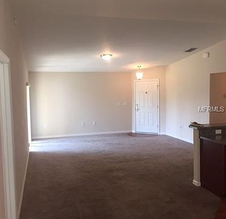 4th image of 4726 Acorn Dr