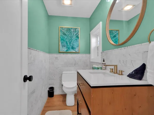 305 Sherman Avenue image 10 of 48