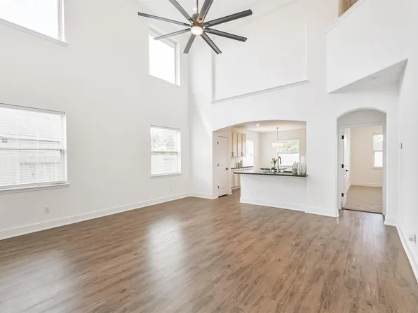 15203 Lake Powell Dr, Humble, TX 77396