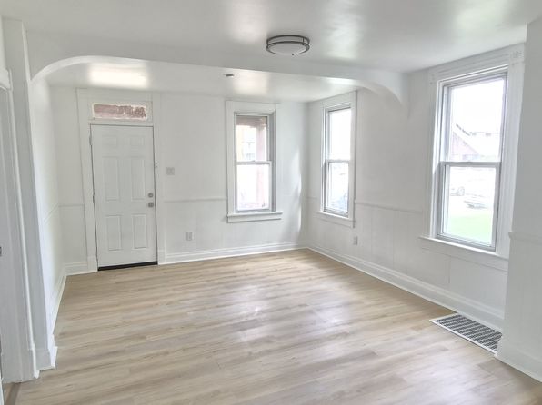323 5th Ave #1