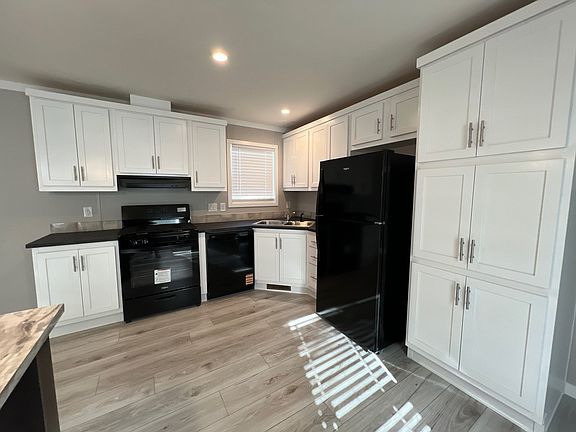 2nd image of 3232 S Clifton Ave Lot 571