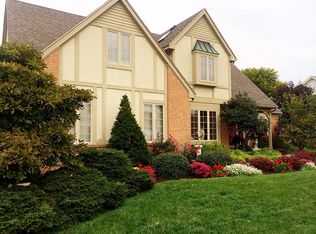 1499 Rivercrest Dr, Perrysburg, OH 43551