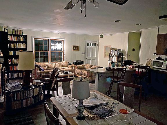 4th image of 958 Brammer Dr