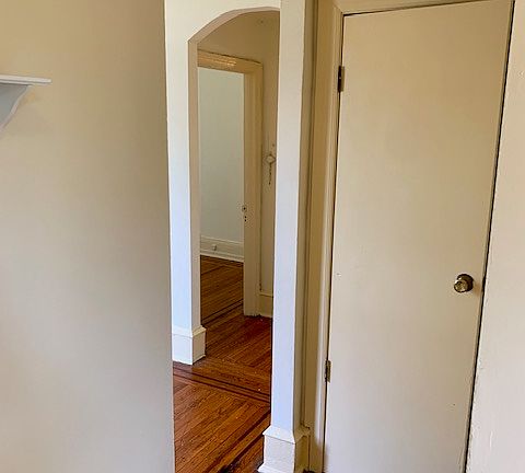 3rd image of 4328 Osage Ave #2F