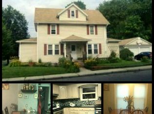 61 Beacon Ave, Holyoke, MA 01040