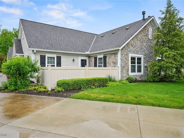 304 Cutler Ln, Hudson, OH 44236