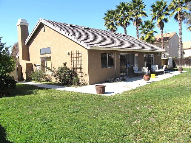 2nd image of 39192 Silktree Dr