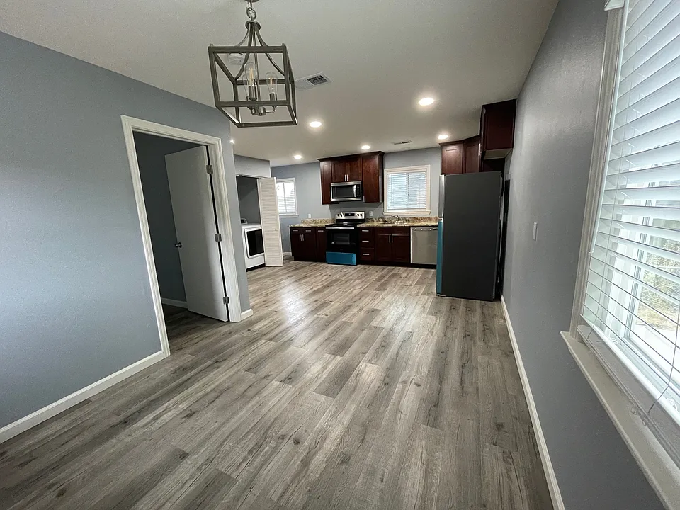 25376 Morse Ct