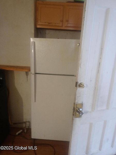 5th image of 42 Garfield Place