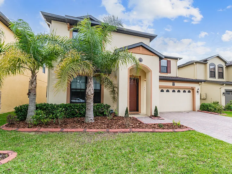 11027 Tahiti Isle Ln — Photo 70