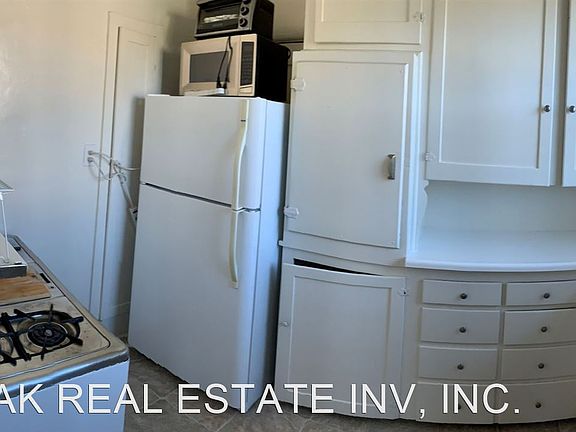 2nd image of 454 Mission St APT 3