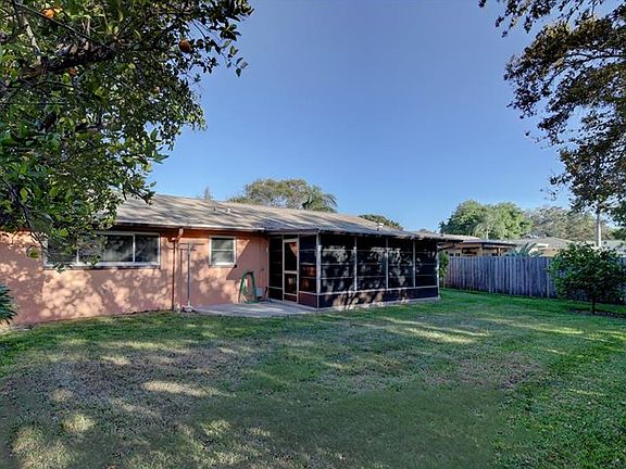 2nd image of 10910 Del Prado Dr W