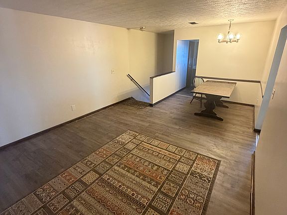 3rd image of 4219 Roosevelt Blvd #C