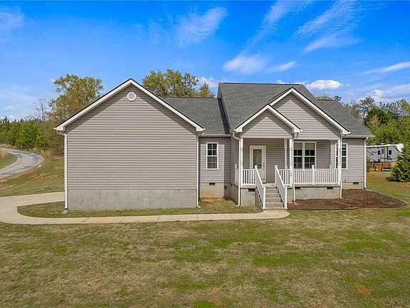 3rd image of 158 Old Denver Rd