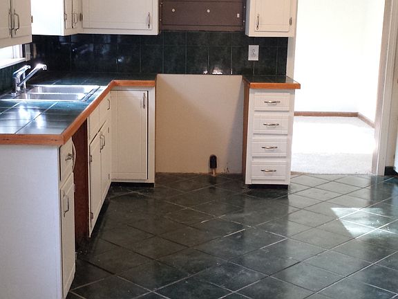 4th image of 3512 Breeze Knoll Dr