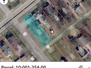 302 E Elm St, Gillespie, IL 62033